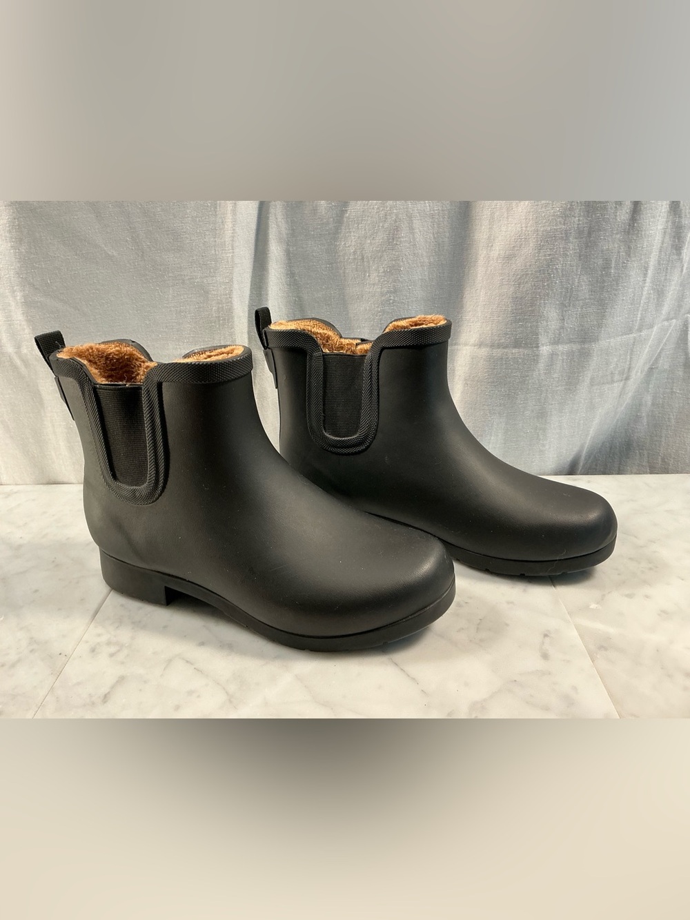 Chooka Black Low Chelsea Rain Booties Size 10w, 8m *New